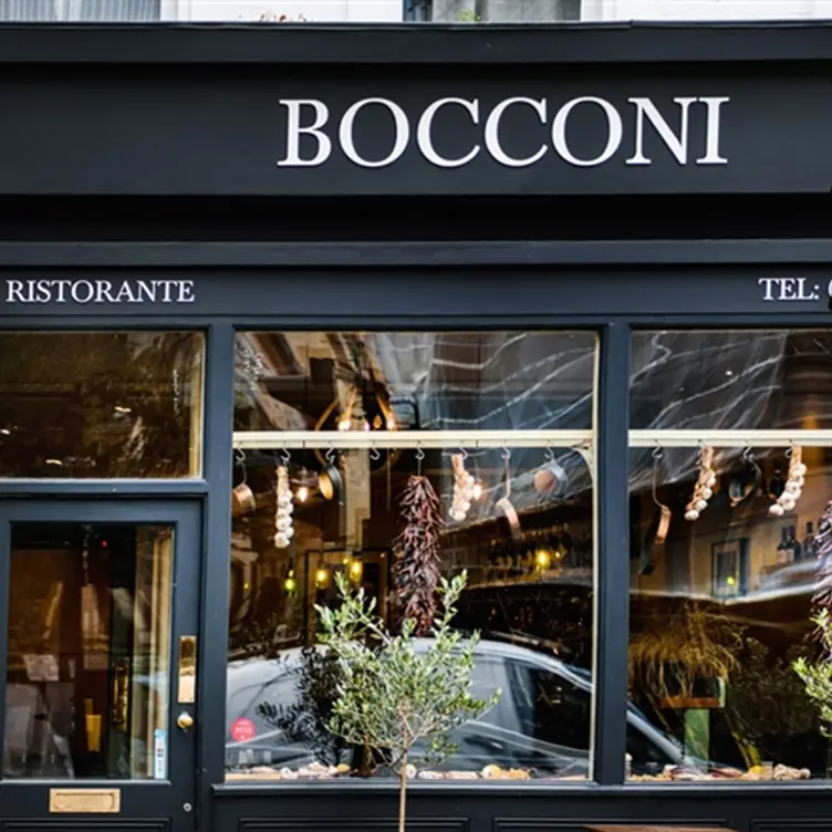 Bocconi Ristorante, London, 
