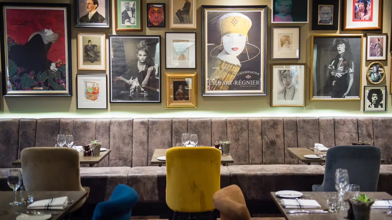 Kings Head Hotel, Cirencester, Gloucestershire