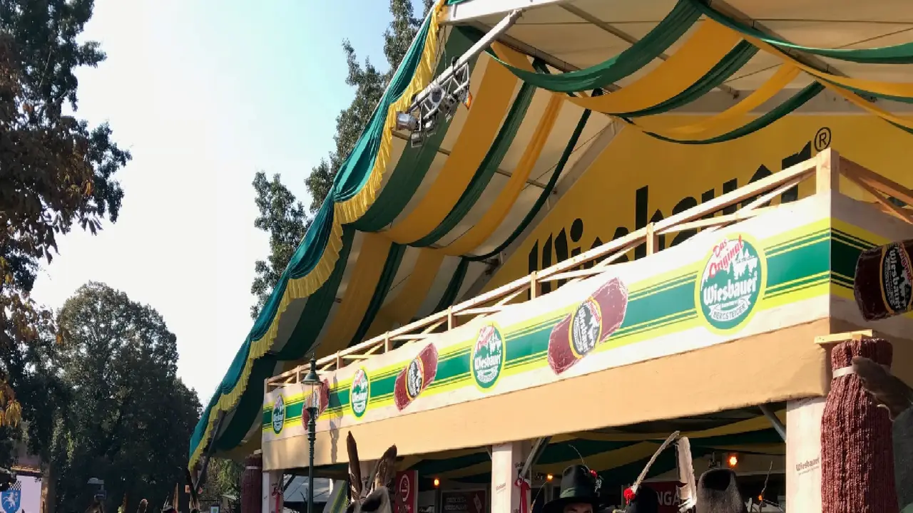 Wiesbauer-Zelt beim Wiener Wiesn-Fest, Wien, Wien