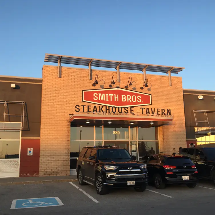 Smith Bros. Steakhouse Tavern, Toronto, ON