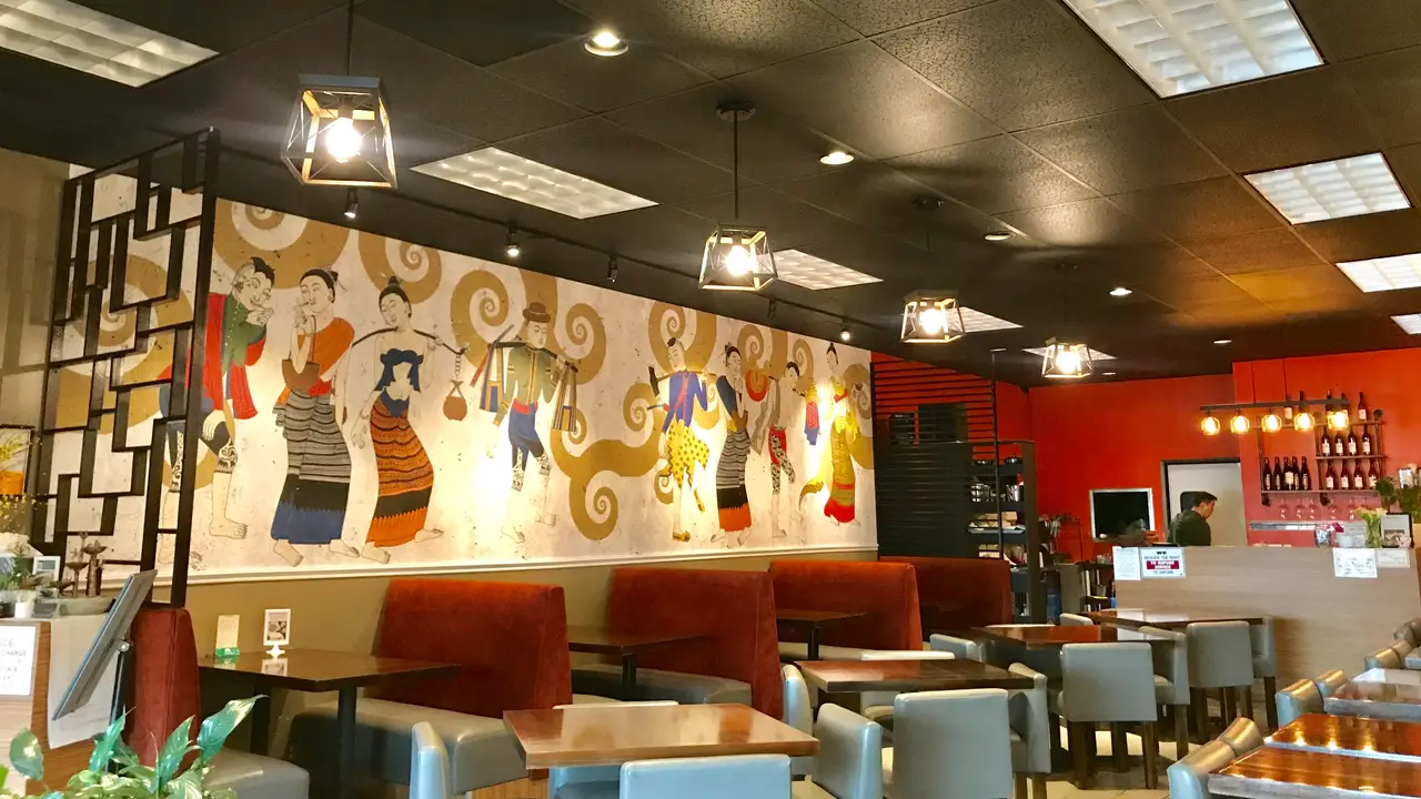 Issara Thai Cuisine, Huntington Beach, CA