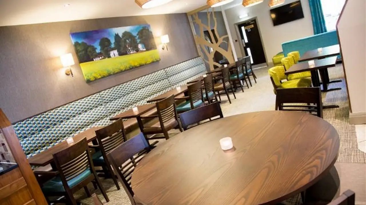 Woodland Court Restaurant at Ullesthorpe Court Hotel, Lutterworth, Leicestershire