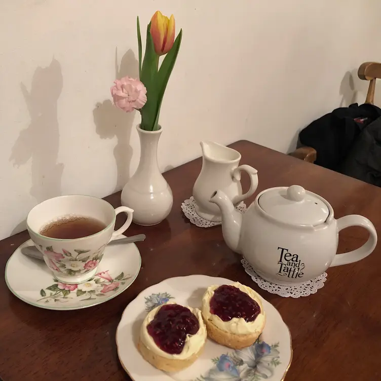 Tea and Tattle, London, 