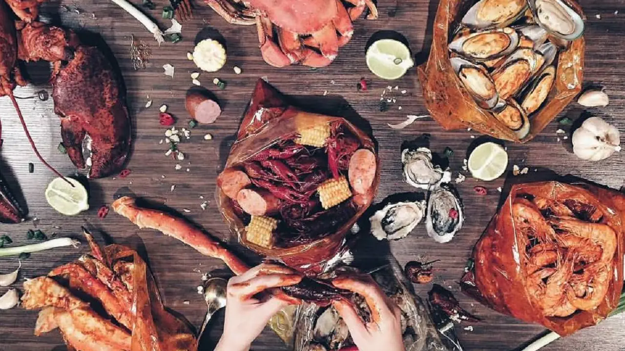 The Captain's Boil - Robson, Vancouver, BC