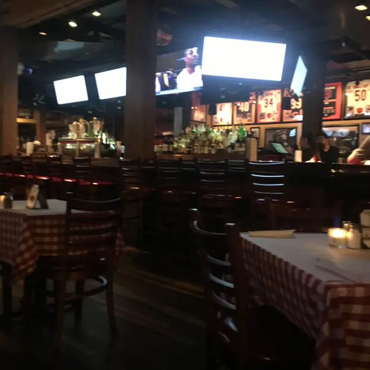 Pizano's Pizza and Pasta - Indiana Ave., Chicago, IL