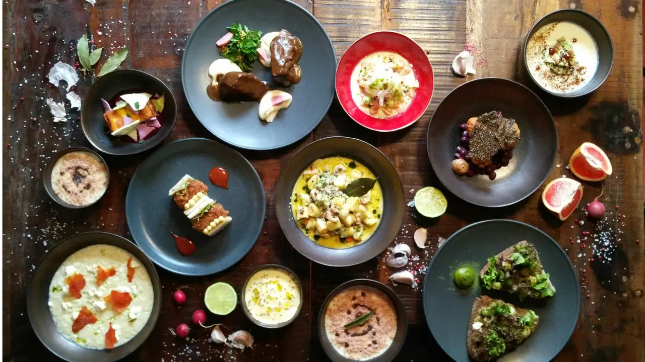 Brokenships Bistro, Zagreb, 