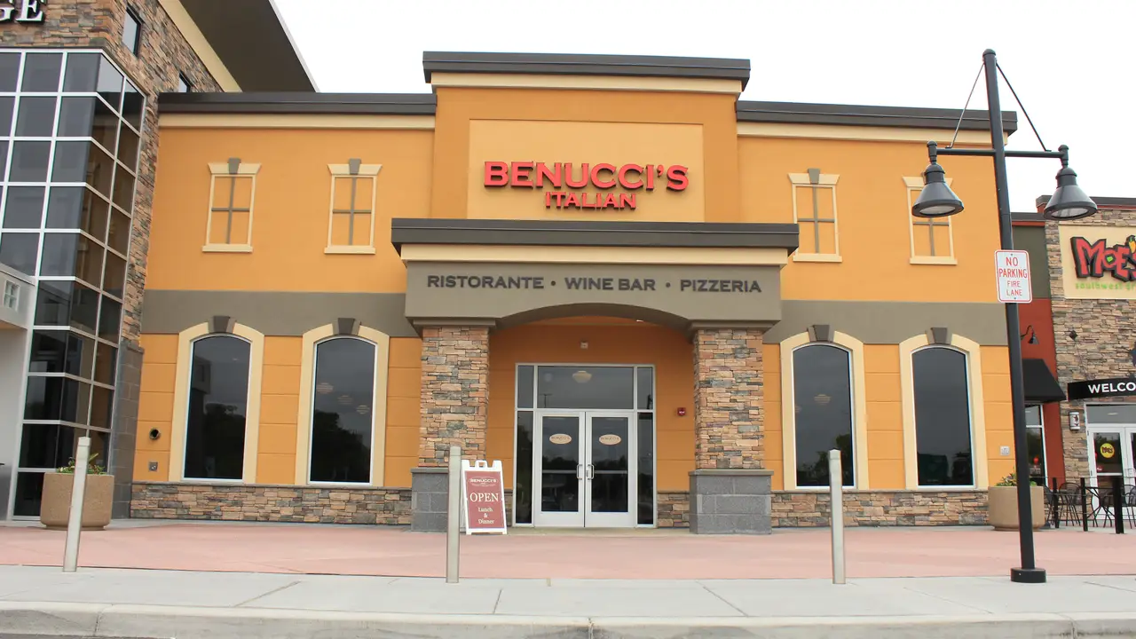 Benucci's - GRC - Permanently Closed, Greece, NY