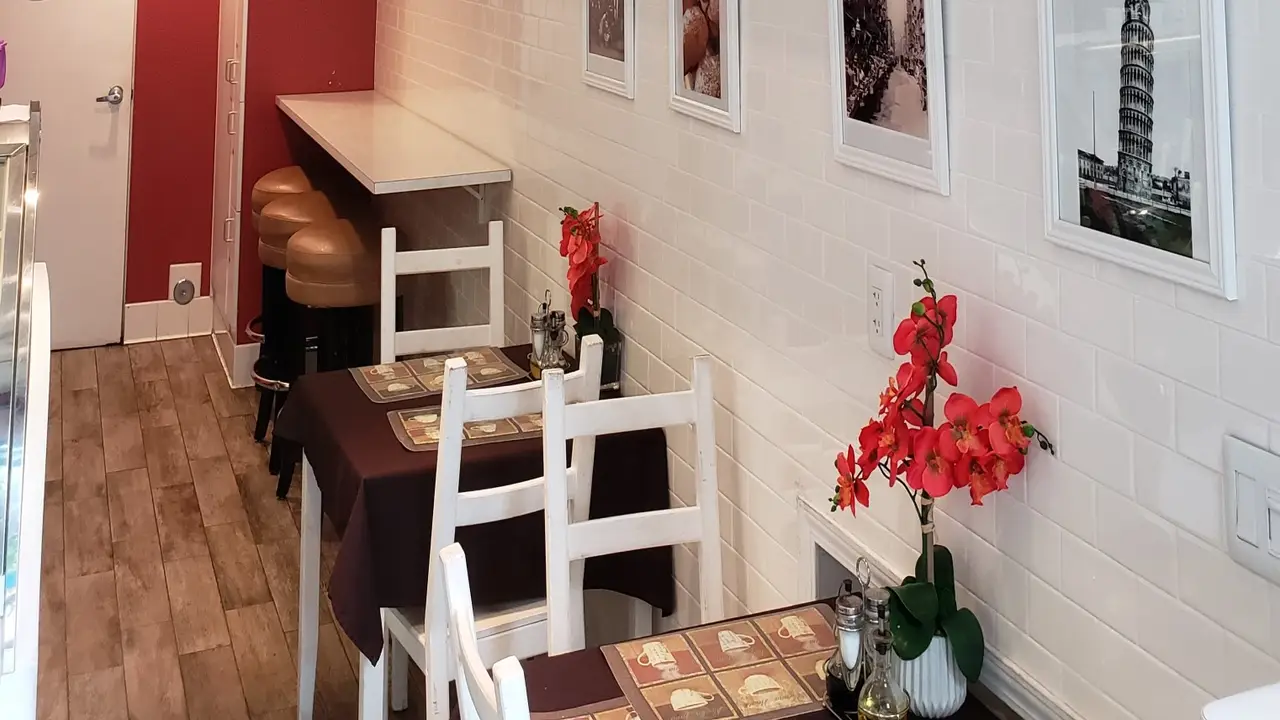 Italiani's Cafe, Sacramento, CA
