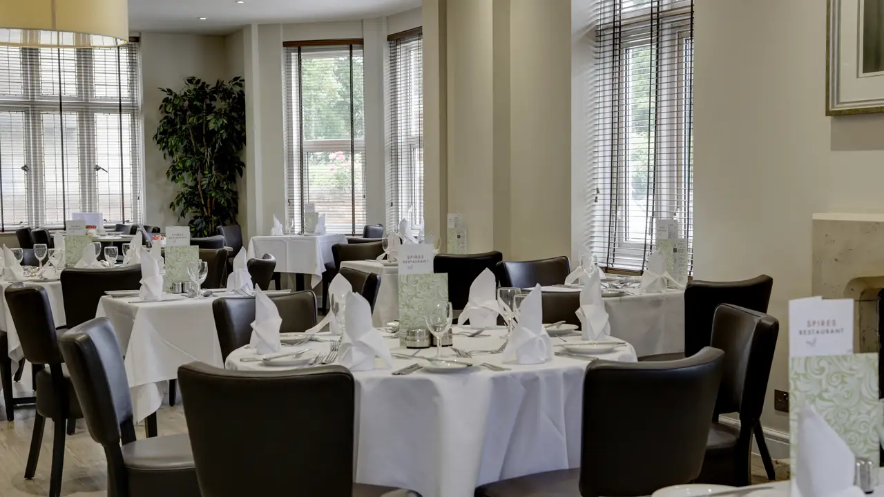Linton Lodge Hotel restaurant, Oxford, Oxfordshire