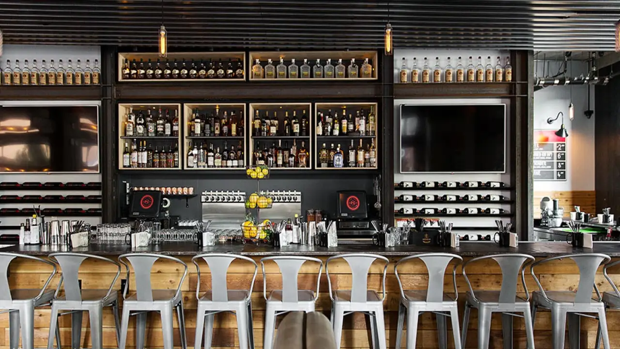 Plan Check Kitchen + Bar - Downtown - Permanently Closed, Los Angeles, CA