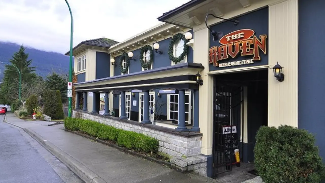 The Raven Pub, North Vancouver, BC