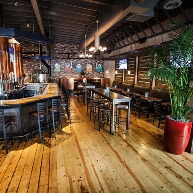 CAVU Brewery & Restaurant, La Jolla, CA