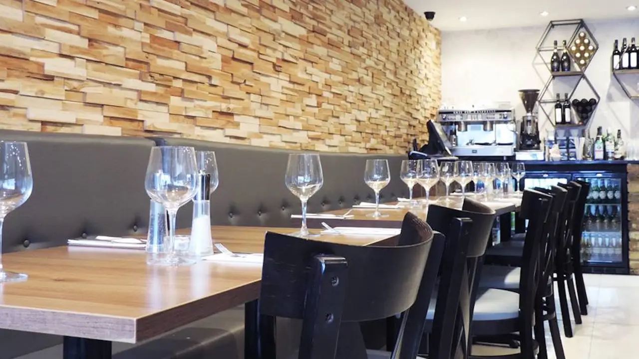 Piato，HertfordshireBaldock