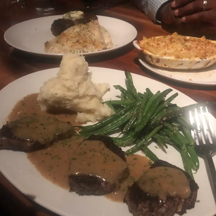 Stoney River Steakhouse and Grill - Atlanta, Atlanta, GA