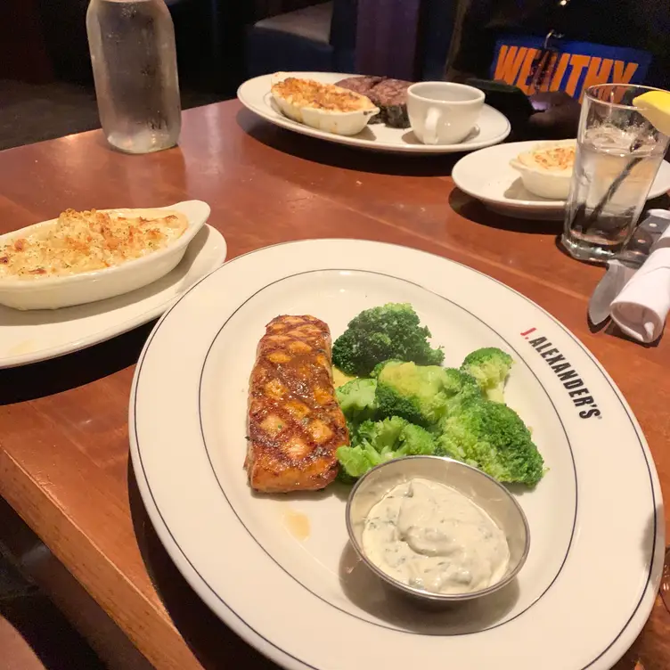 J. Alexander's - Troy, Troy, MI