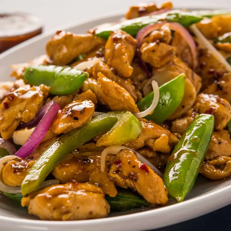 Kung Pao Chicken - bd's Mongolian Grill - Toledo, Toledo, OH