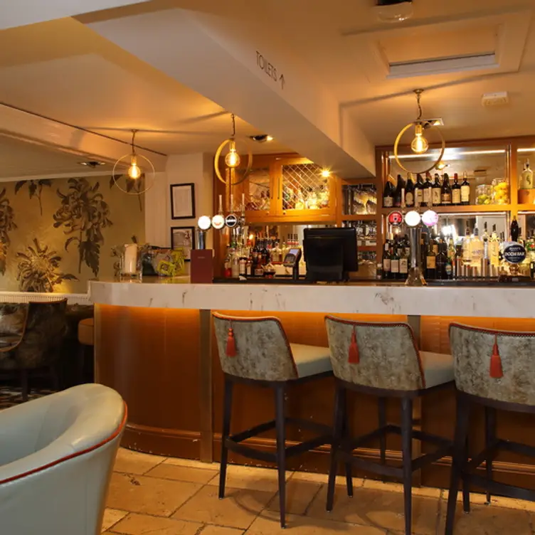 -fc-me - The Fox Harpenden, Harpenden, Hertfordshire