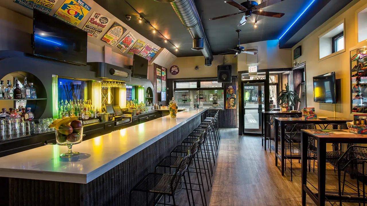 Mr Brown's Lounge, Chicago, IL