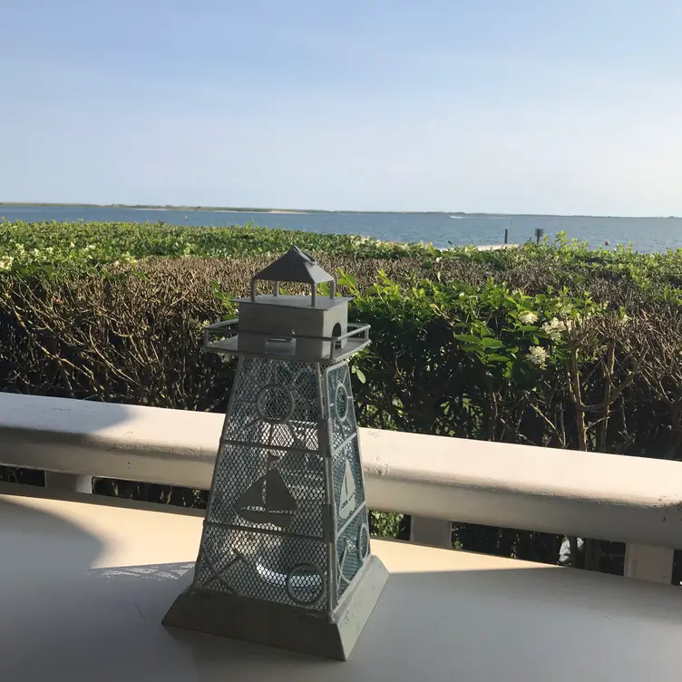 The Inn Spot on The Bay, Hampton Bays, NY