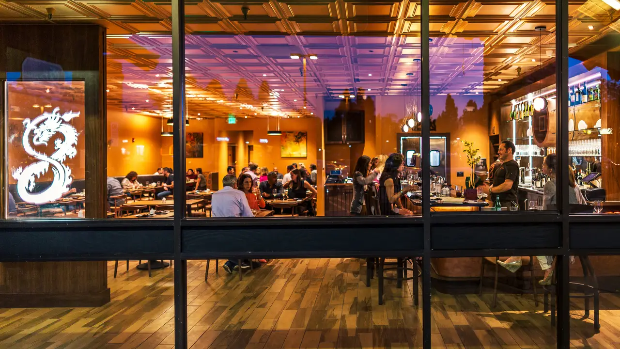 8 Dragons Restaurant, Healdsburg, CA