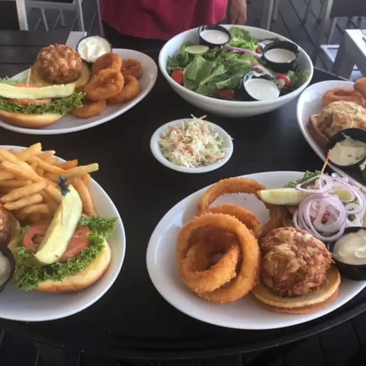 The Lighthouse Restaurant and Dockbar, Solomons, MD