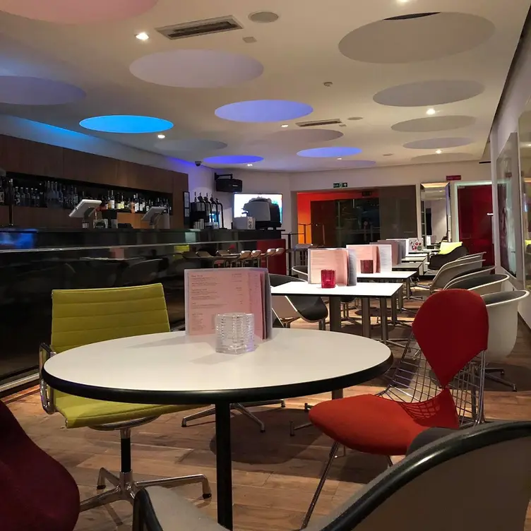 Cafe Continental, Fife, 