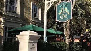 Una foto del restaurante The Clifton NW8