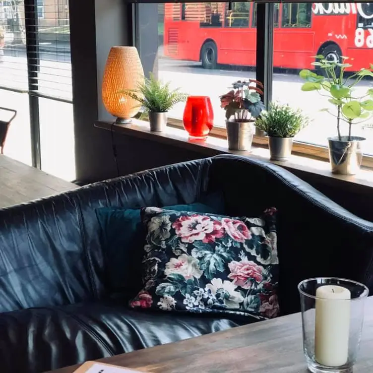 The Shack 68, Twickenham, Greater London