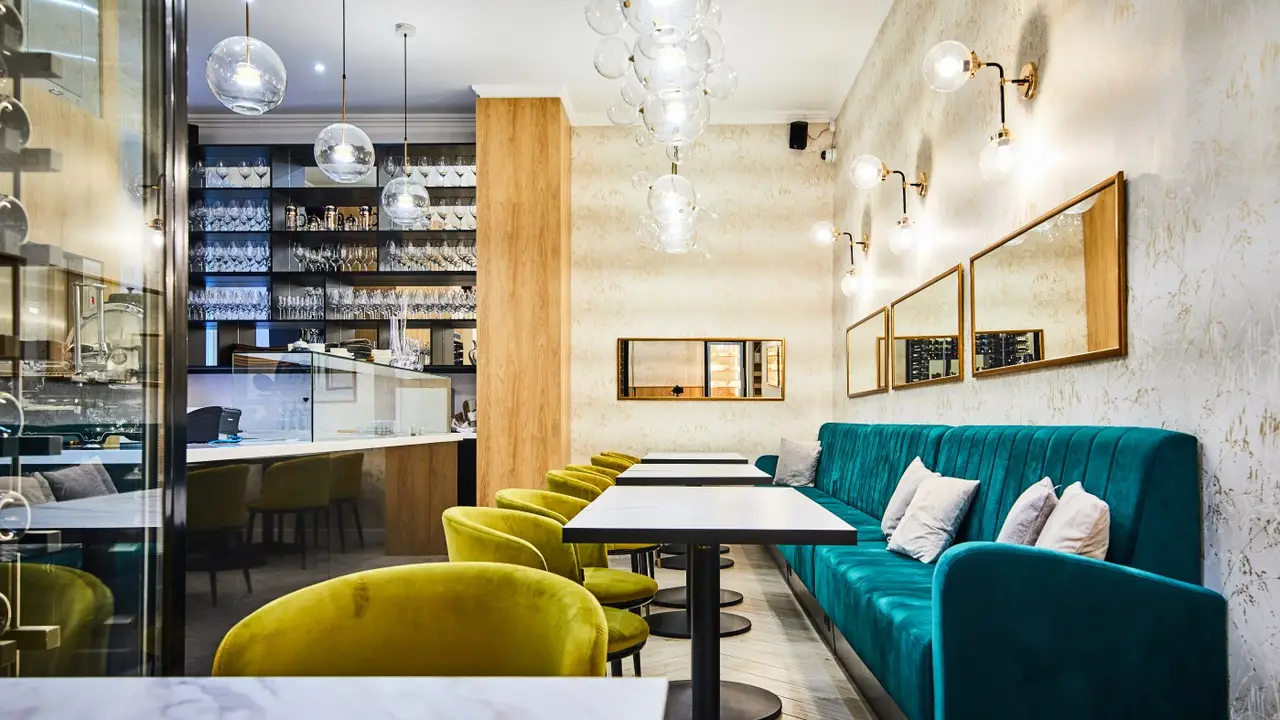 Winebar by Laurel, Budapest, Pest