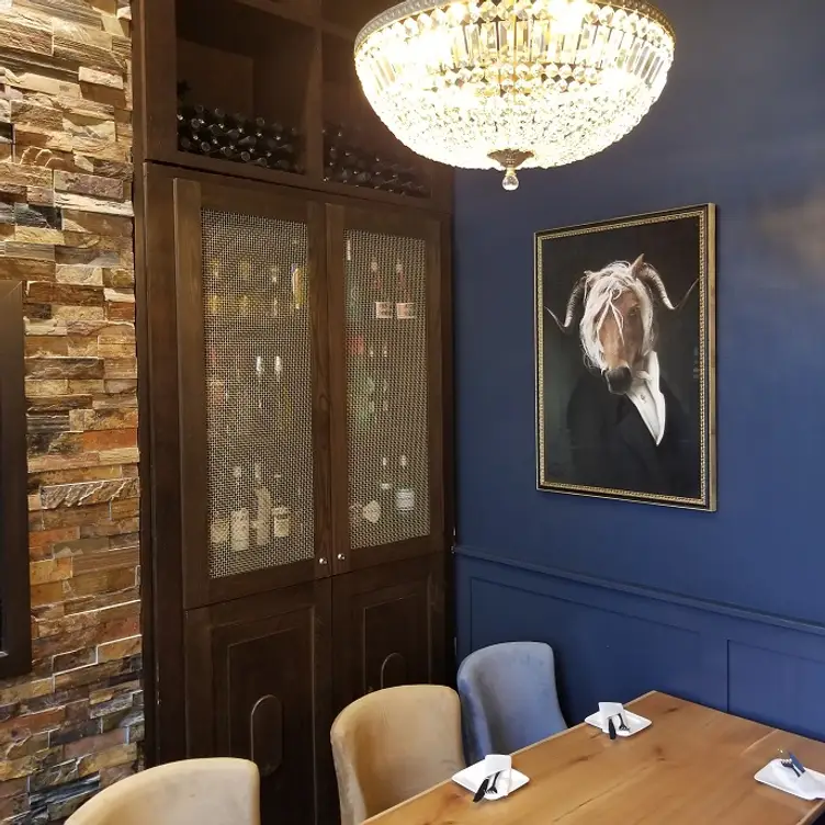 Twist Kitchen + Cocktail, Collingwood, ON