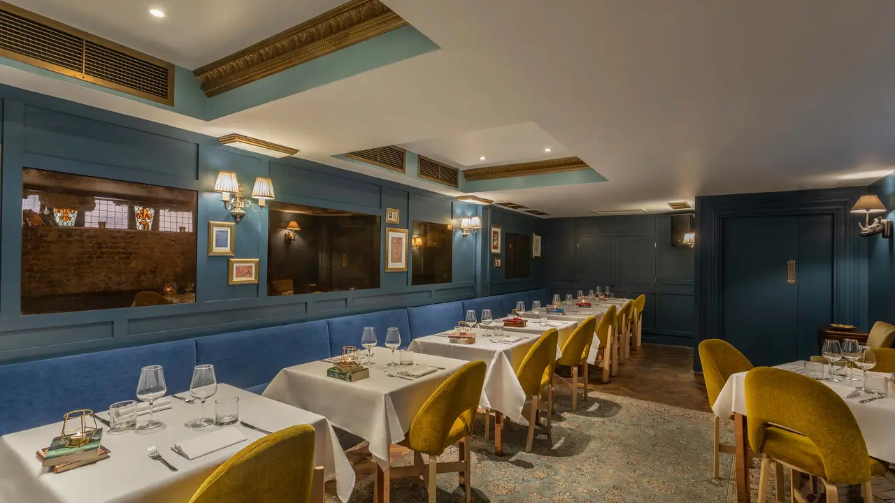 Saint Luke's Table, London, 