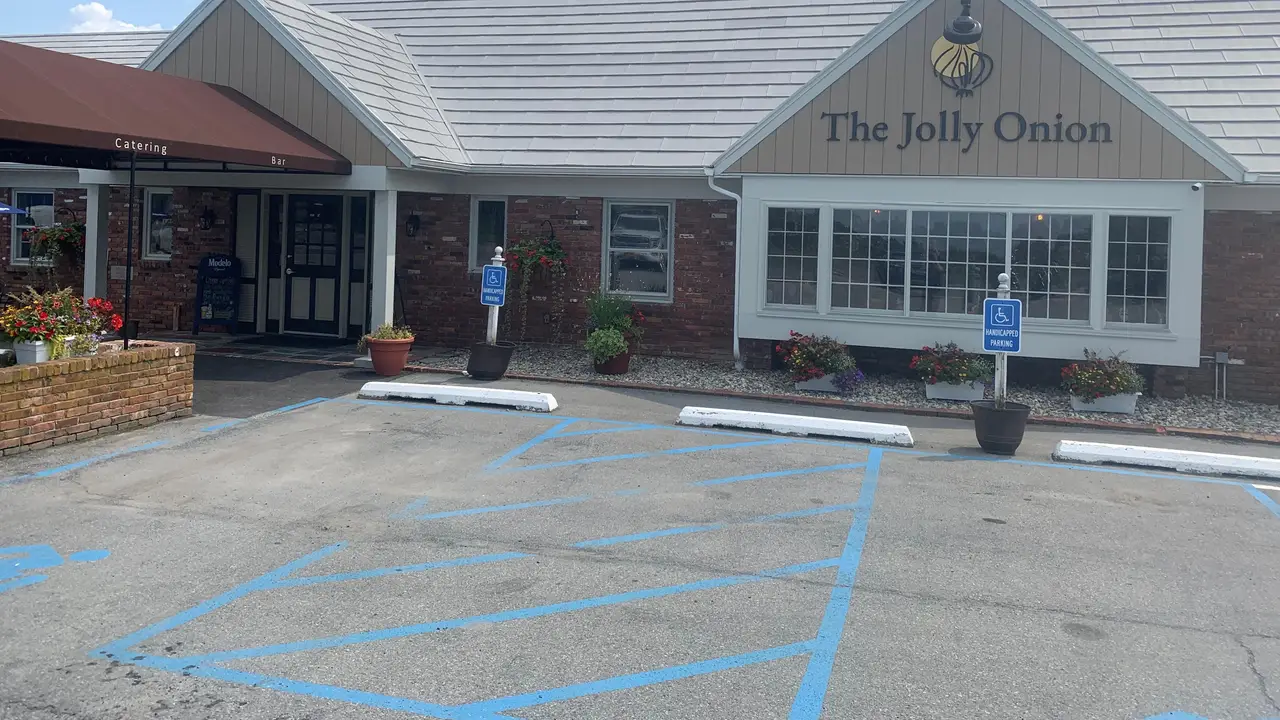 Jolly Onion, Pine Island, NY