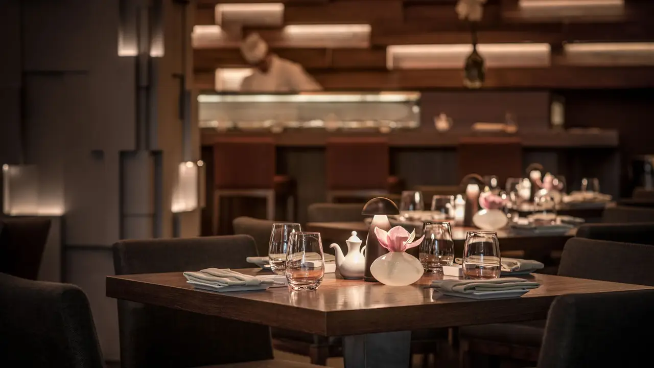 KOI Restaurant & Lounge Abu Dhabi, Abu Dhabi, Abu Dhabi
