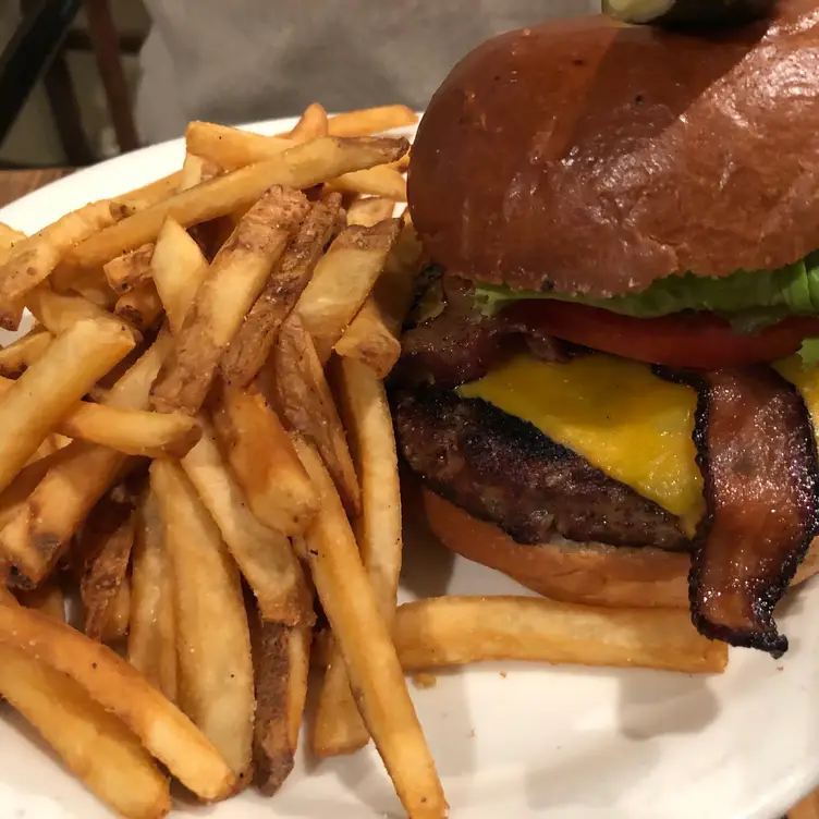 Benchmark Eatery, Santa Barbara, CA