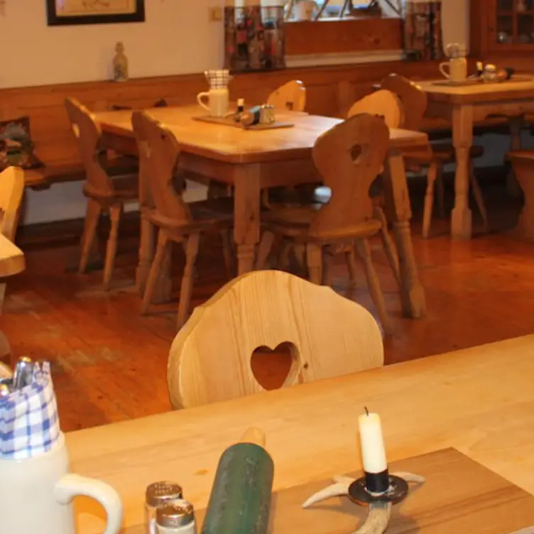 Landgasthof zum Goldenen Schwanen, Mauerstetten - Frankenried, BY