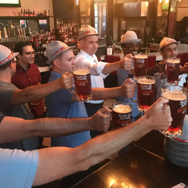 AOA Bar & Grill, New York, NY