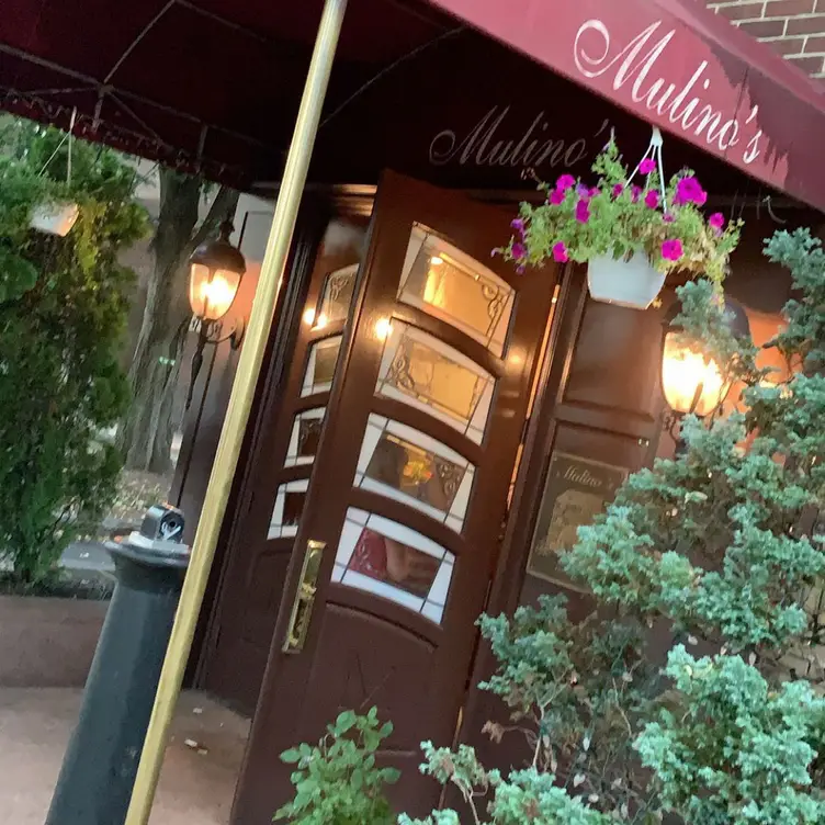 Mulino's, White Plains, NY