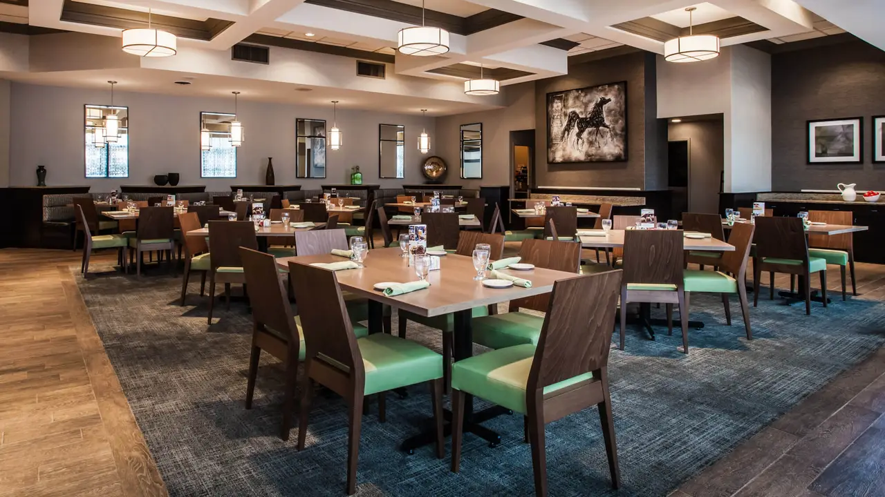 Bookmakers Restaurant - Holiday Inn Saratoga Springs, Saratoga Springs, NY