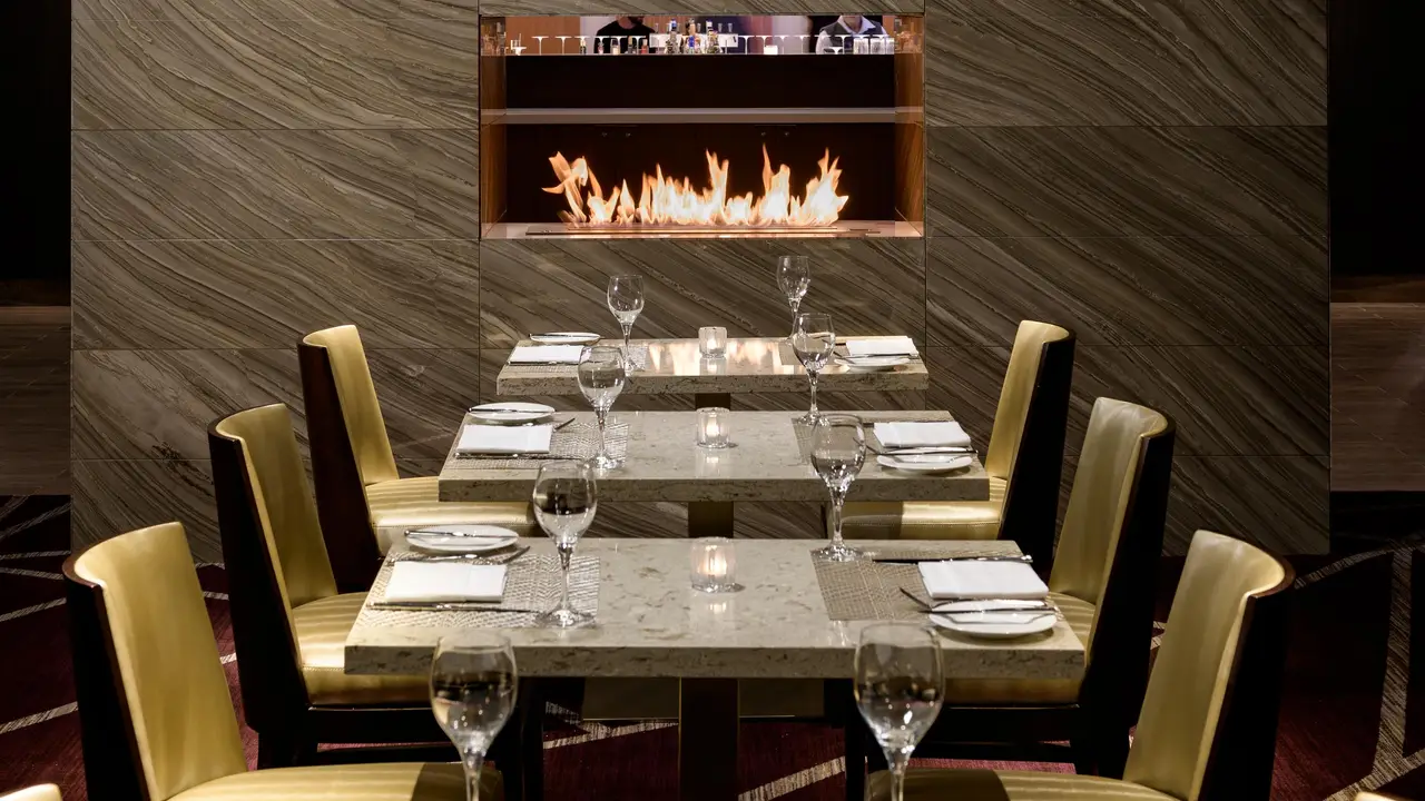 L’Enfant Bar & Grill, Washington, DC