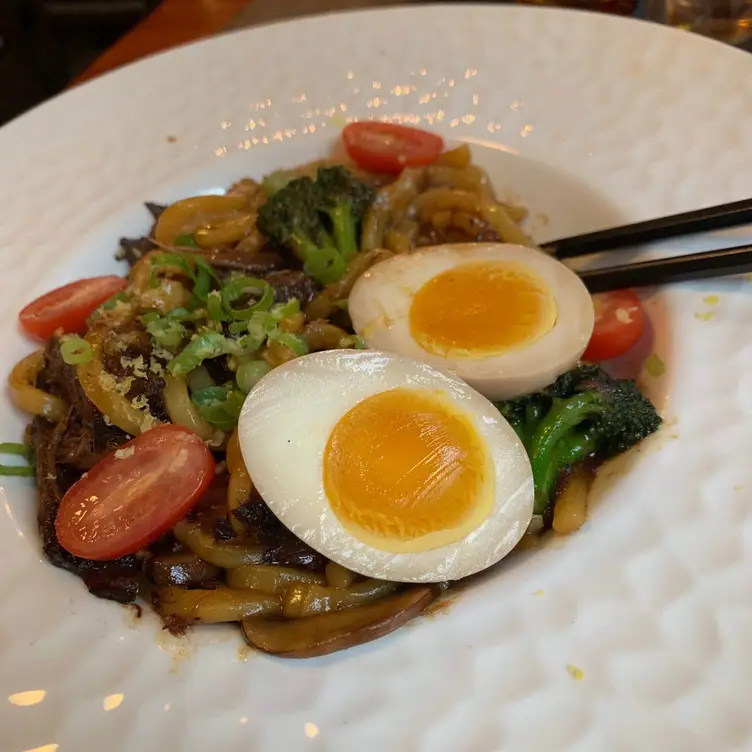 Boku, Toronto, ON