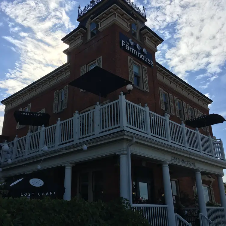 The Farmhouse, Barrie, ON
