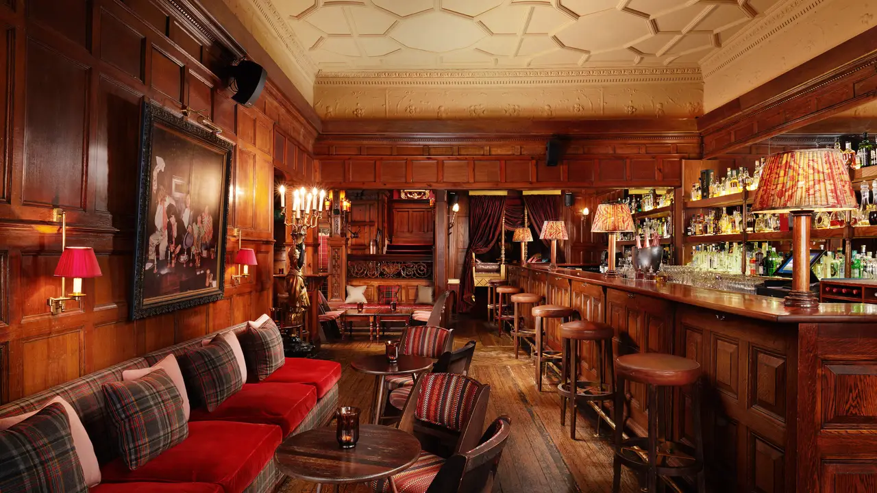 Bar 190, London, 