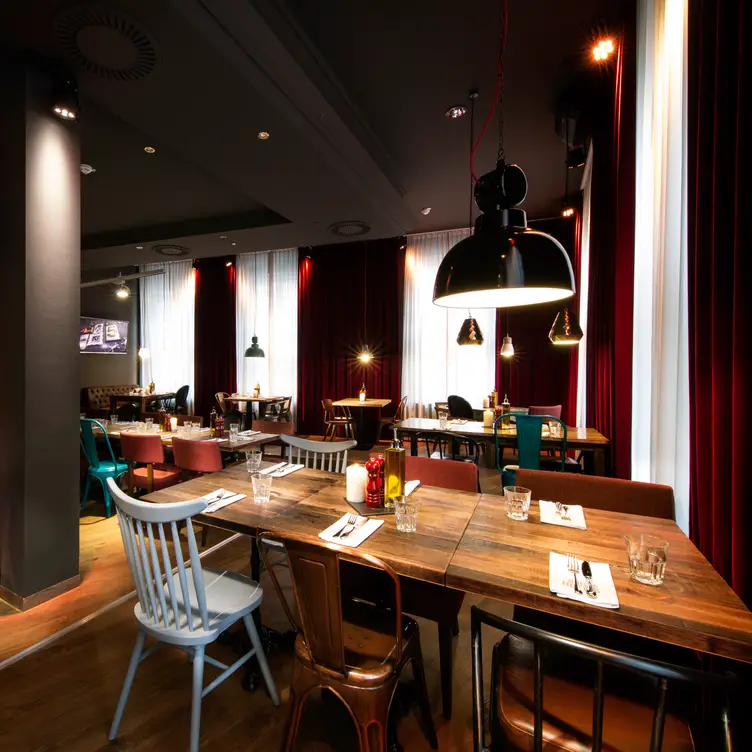 pentalounge Braunschweig, Braunschweig, NI