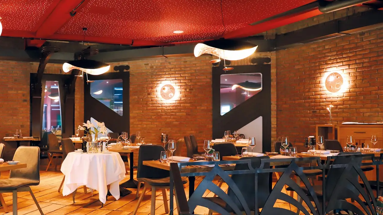 Chapeau Wine & Dine, Worms, NW