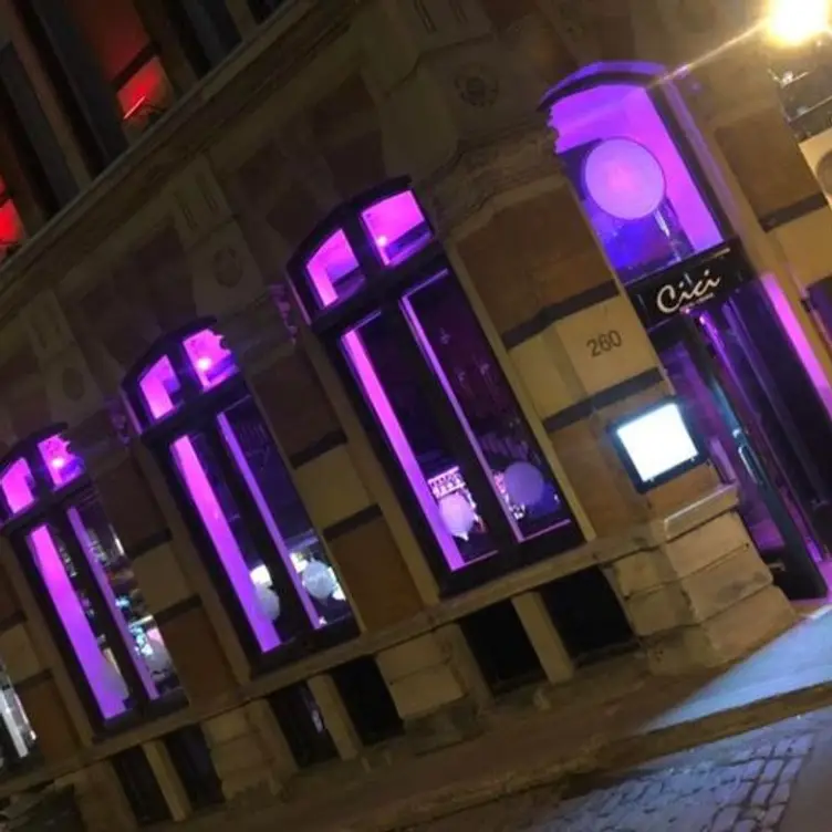 CICI Resto Lounge, Montréal, QC