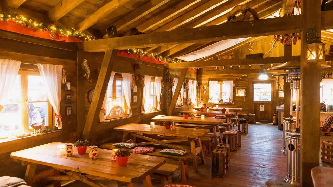 Weihnachtsstadl beim Salm, Darmstadt, HE