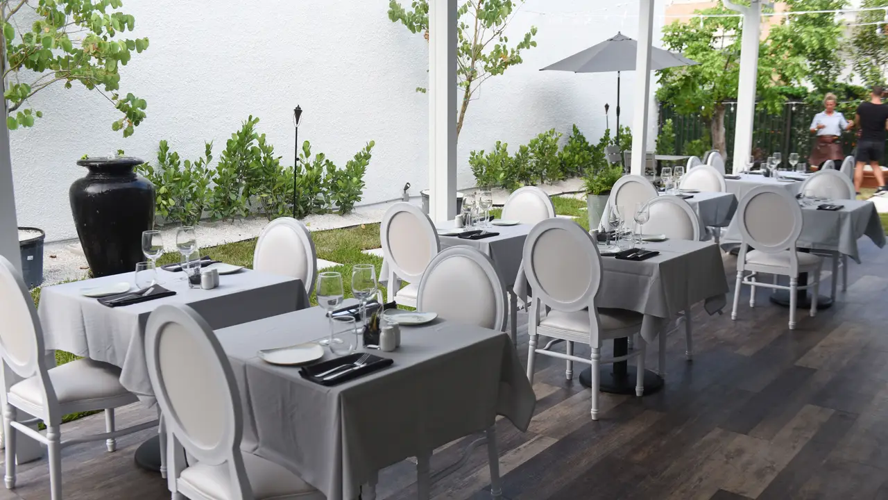Via Emilia Garden, Miami, FL