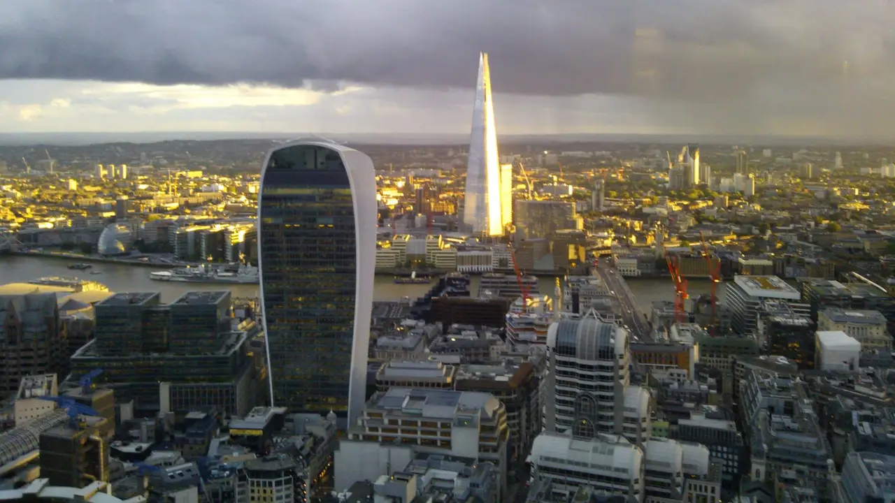 Vertigo 42 (champagne bar)  London