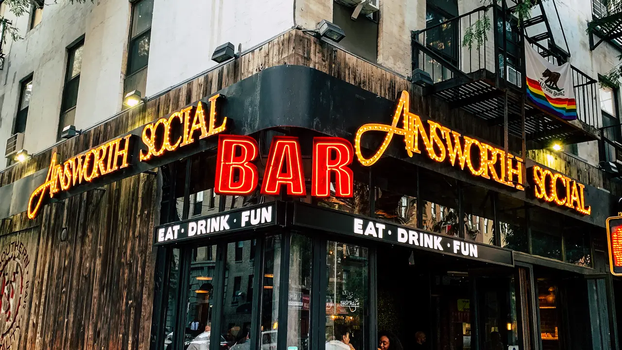 Img - - Ainsworth Social, New York, NY