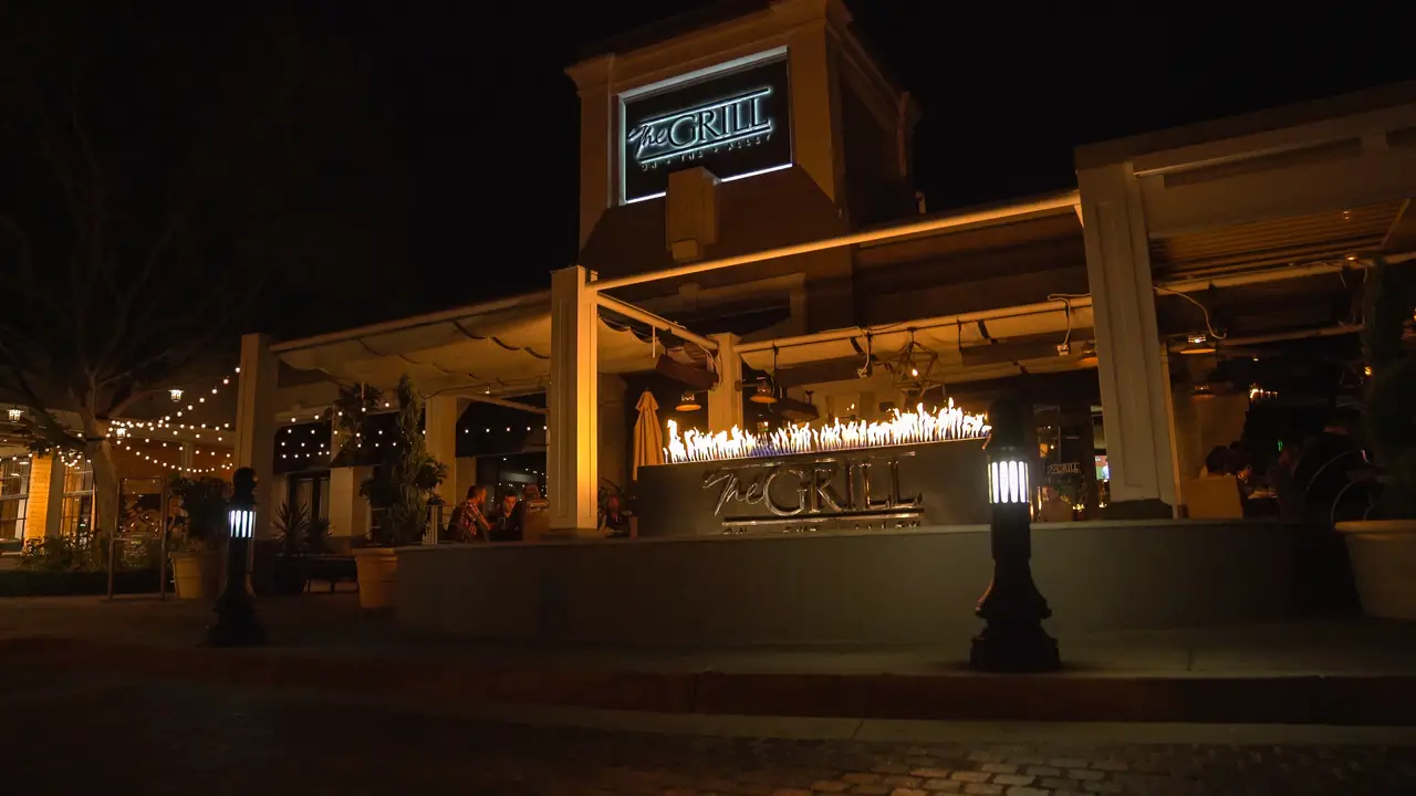 The Grill on the Alley - Westlake Village, Westlake Village, CA